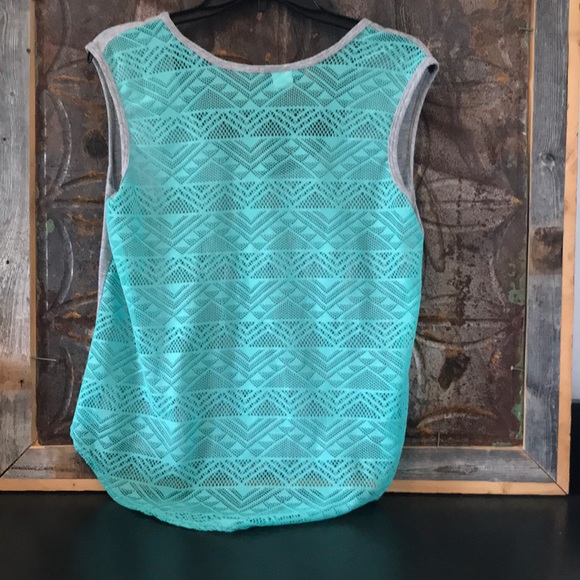 tank top with See-through back - Picture 2 of 3